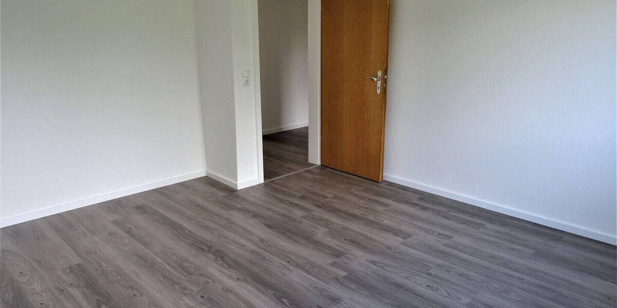 Etagenwohnung Leverkusen Wiesdorf - 3 Zimmer, 76 m&sup2;, 880&euro; | Angebot:26197814