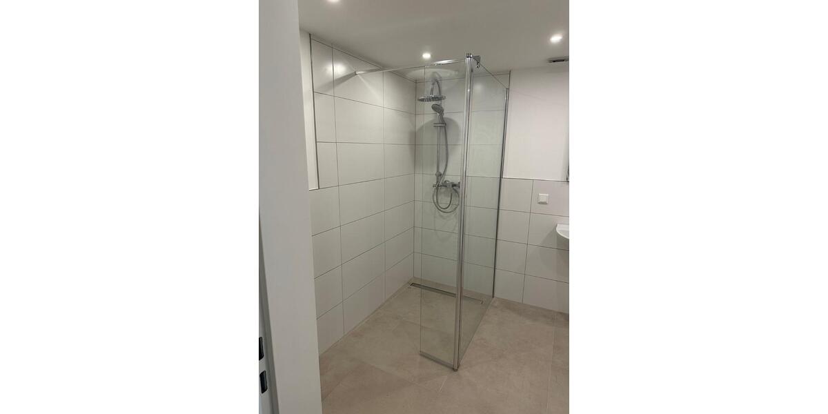 Neuwertig- Helle 2 Zimmer Souterrain- Wohnung Mettmann Metzkausen 2 zimmer