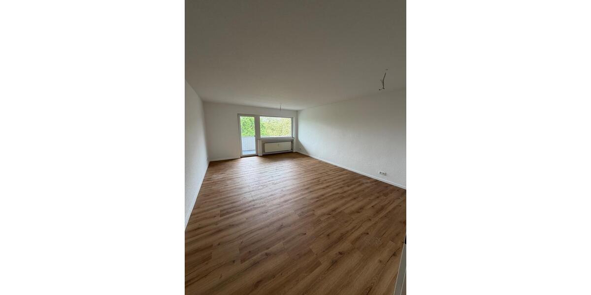 Etagenwohnung Viersen Hülsdonk - 2 Zimmer, 74 m&sup2;, 199.000&euro; | Angebot:26877130