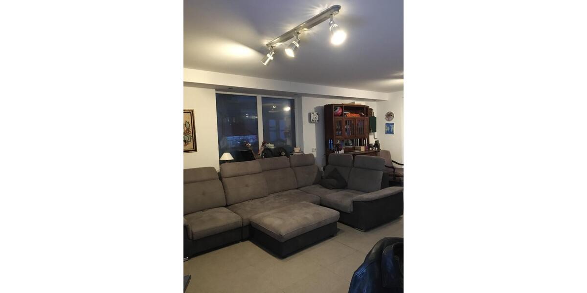 Doppelhaushälfte Remscheid Reinshagen - 6 Zimmer, 235 m&sup2;, 1.400&euro; | Angebot:25103837