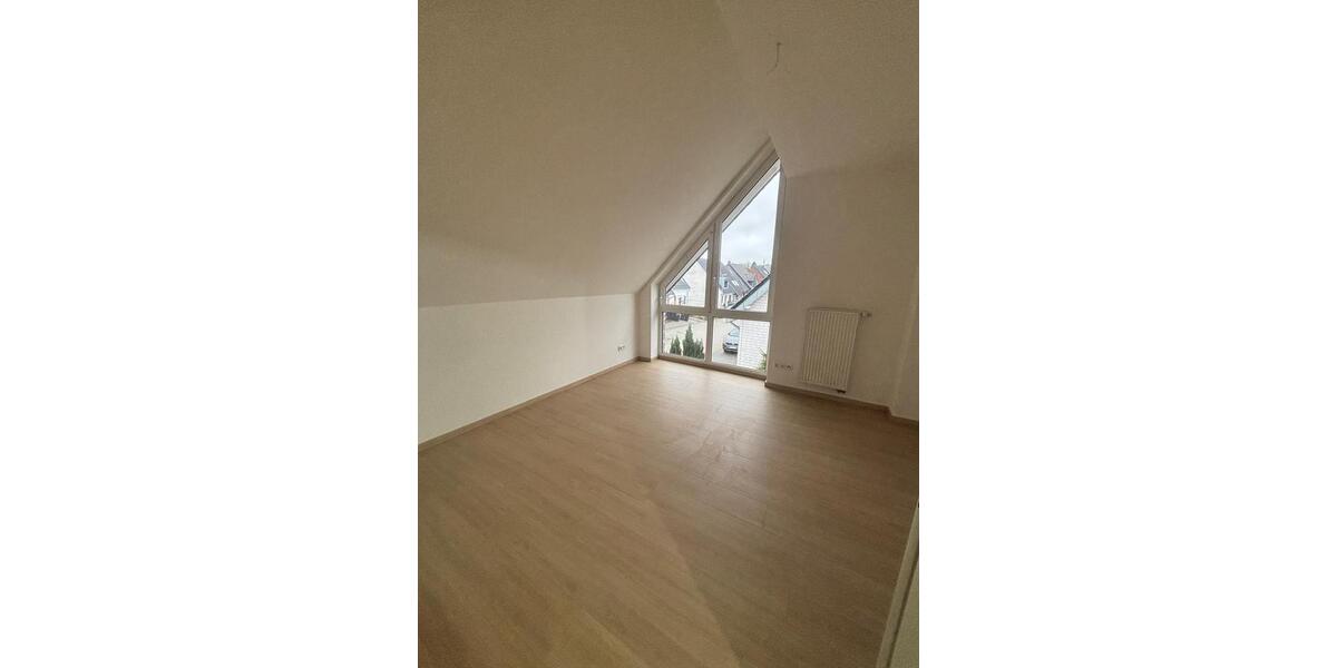 Frisch Renovierte 3 Zimmer Wohnung in ruhiger Lage 3 zimmer