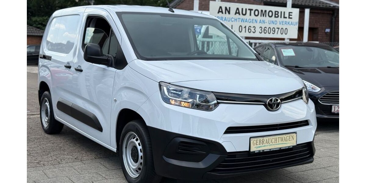 Toyota Proace City 23.000 km 15.490 &euro; Dormagen 41539