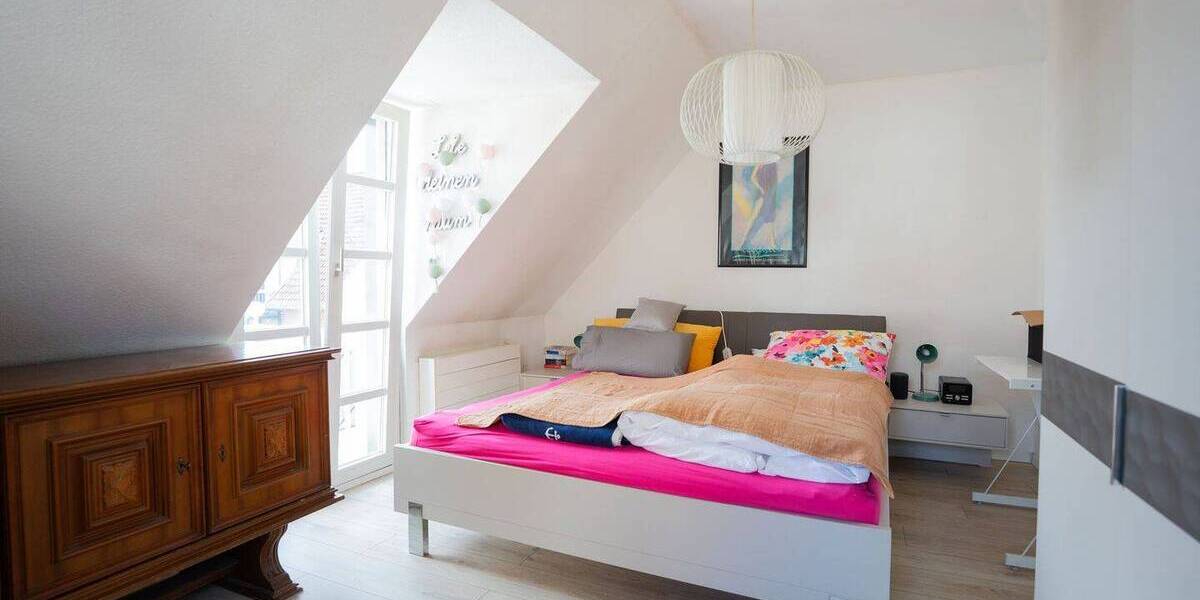 Krefeld-Hüls: charmante Doppelhaushälfte in beliebter Lage, toller Sonnengarten & Garage inklusive! 4 zimmer