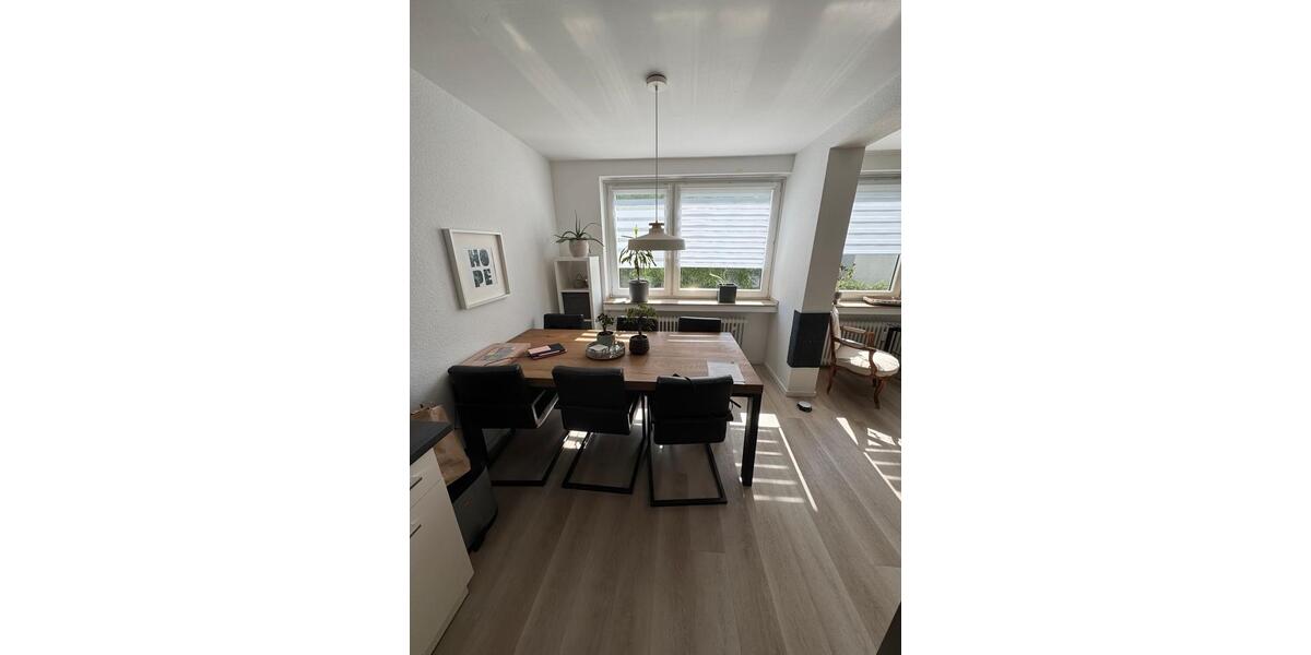 Etagenwohnung Monheim am Rhein - 3 Zimmer, 90 m&sup2;, 1.139&euro; | Angebot:26372711