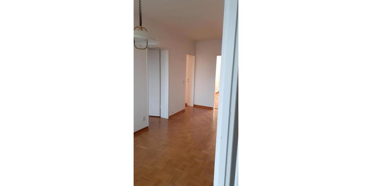 Etagenwohnung Düsseldorf Stadtbezirk 10 - 3.5 Zimmer, 78 m&sup2;, 250.000&euro; | Angebot:27024616