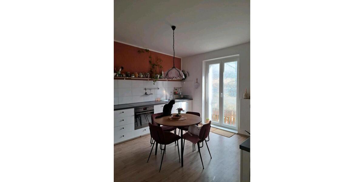 Etagenwohnung Duisburg Duisburg-Mitte - 2.5 Zimmer, 67 m&sup2;, 655&euro; | Angebot:25782606