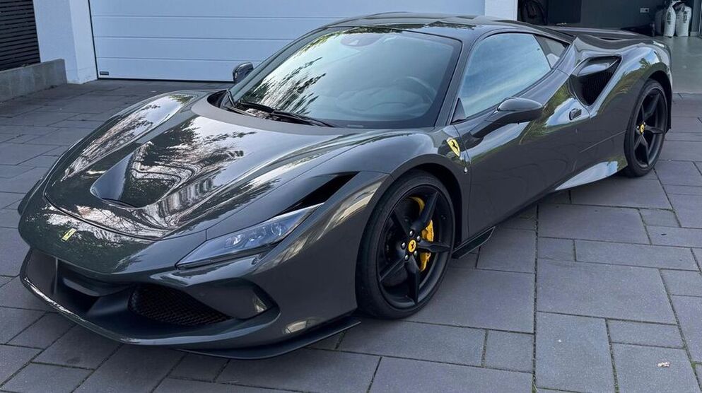 F8