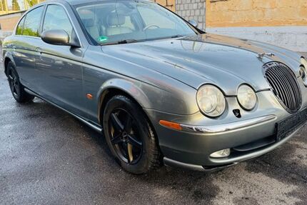 Jaguar S-Type 200.000 km 2.700 &euro; Mönchengladbach 41199