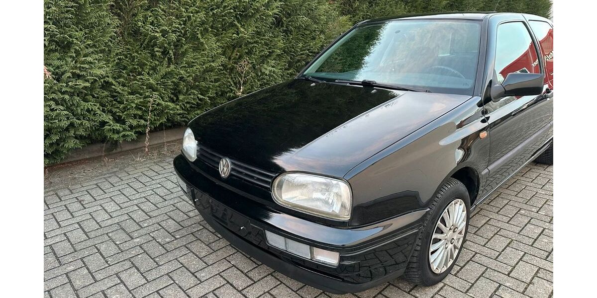 VW Golf 161.479 km 2.999 &euro; Jüchen 41363