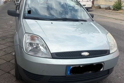 Ford Fiesta 198.519 km 1.300 &euro; Remscheid 42859