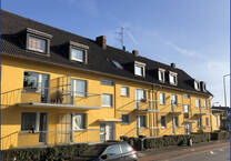 2- Zimmer-Dachgeschoss-Wohnung mit Gartennutzung in Duisburg zur Miete!