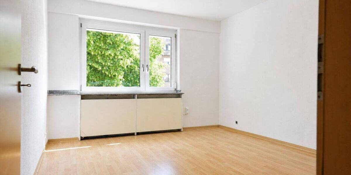 Etagenwohnung Krefeld / Uerdingen Uerdingen - 4 Zimmer, 93 m&sup2;, 198.000&euro; | Angebot:26797147