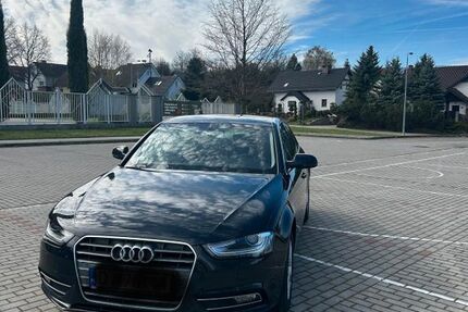 Audi A4 270.000 km 5.200 &euro; Neuss 41466