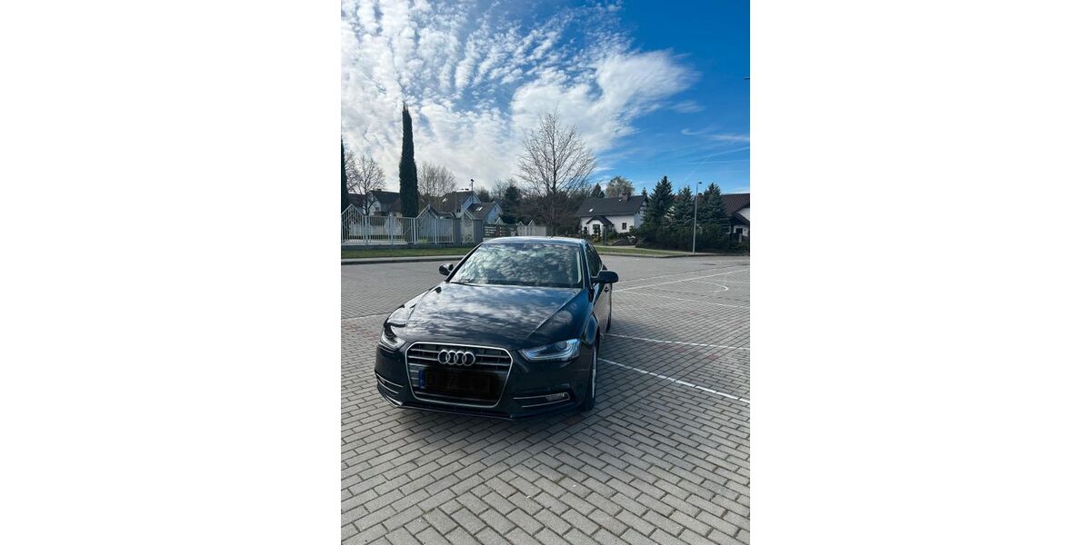 Audi A4 270.000 km 5.200 &euro; Neuss 41466