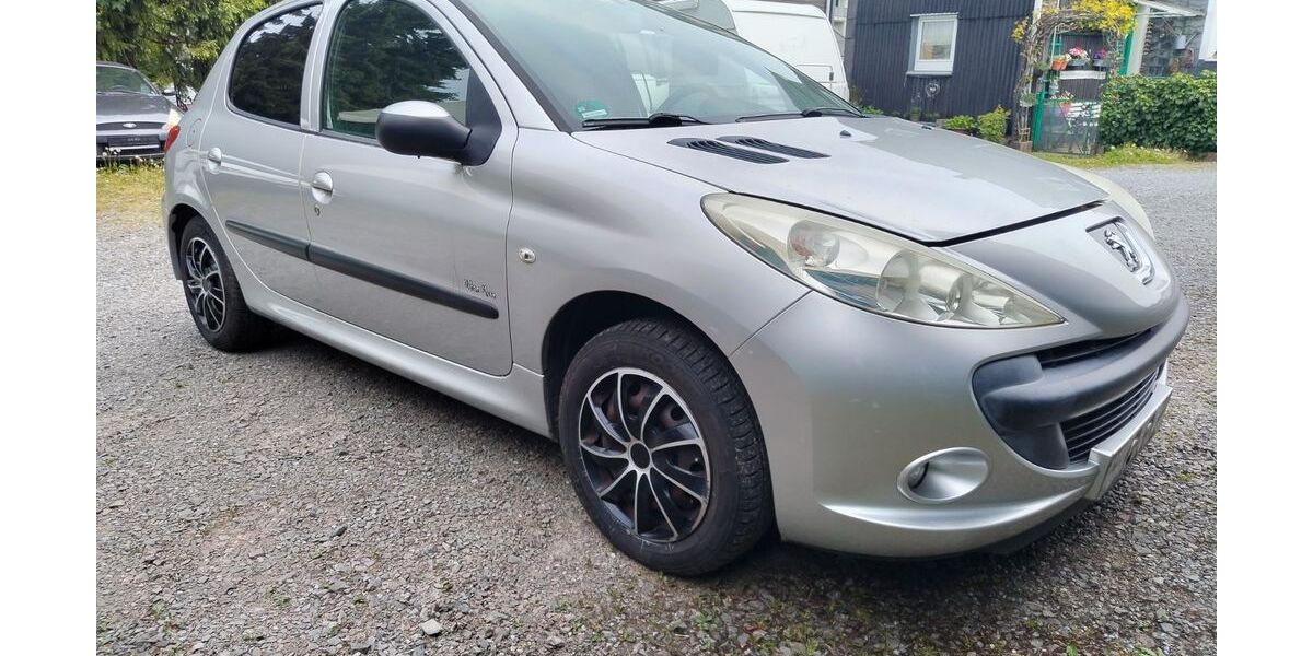 Peugeot 206 191.786 km 1.950 &euro; Burscheid 51399