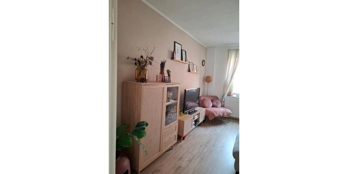 Etagenwohnung Duisburg Duisburg-Mitte - 2.5 Zimmer, 67 m&sup2;, 655&euro; | Angebot:25782606