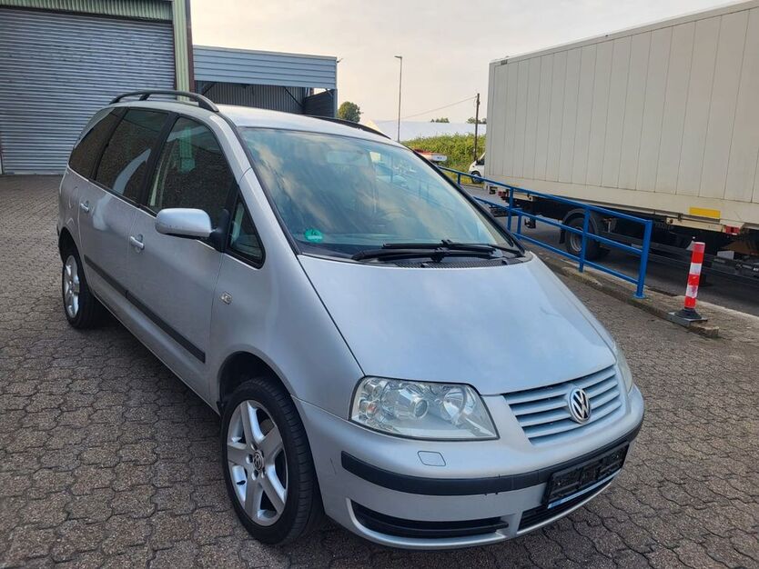 VW Sharan 229.000 km 1.800 € Moers 47441