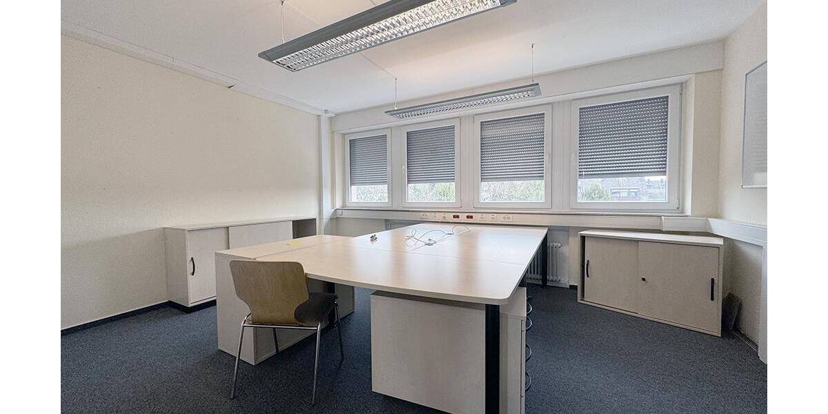 Selbst einziehen statt Mieten - attraktive Büroimmobilie in Mönchengladbach zimmer