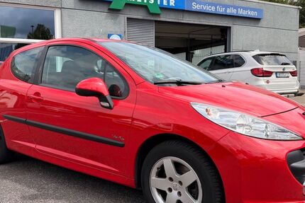 Peugeot 207 136.000 km 2.990 &euro; Krefeld 47800