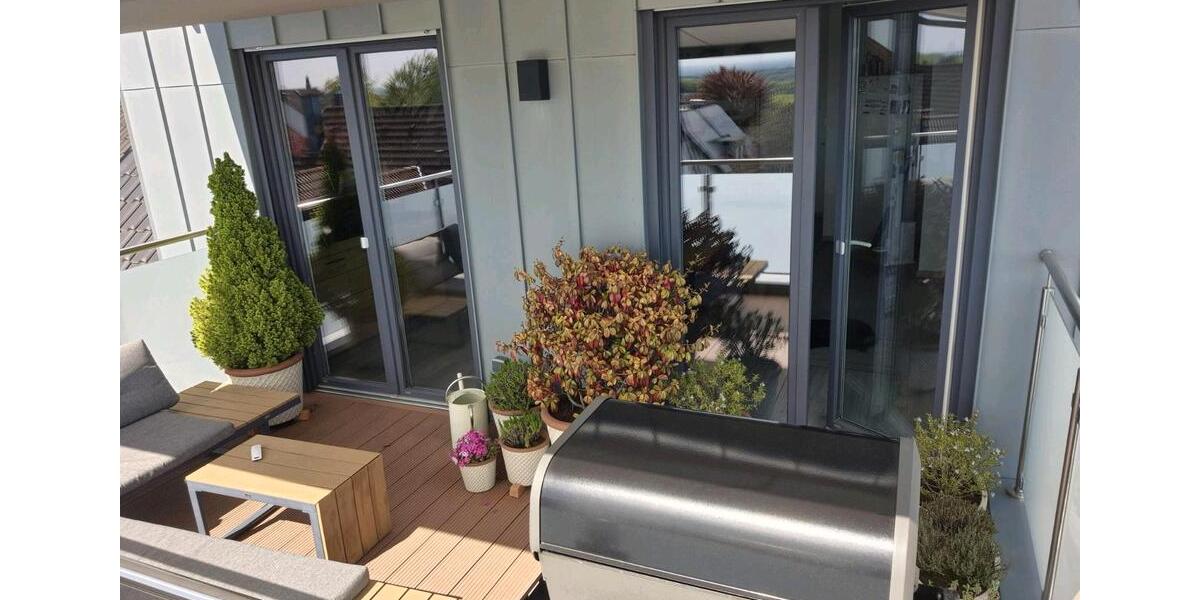 Dachgeschoßwohnung Leichlingen (Rheinland) - 3 Zimmer, 95 m&sup2;, 1.249&euro; | Angebot:26692780
