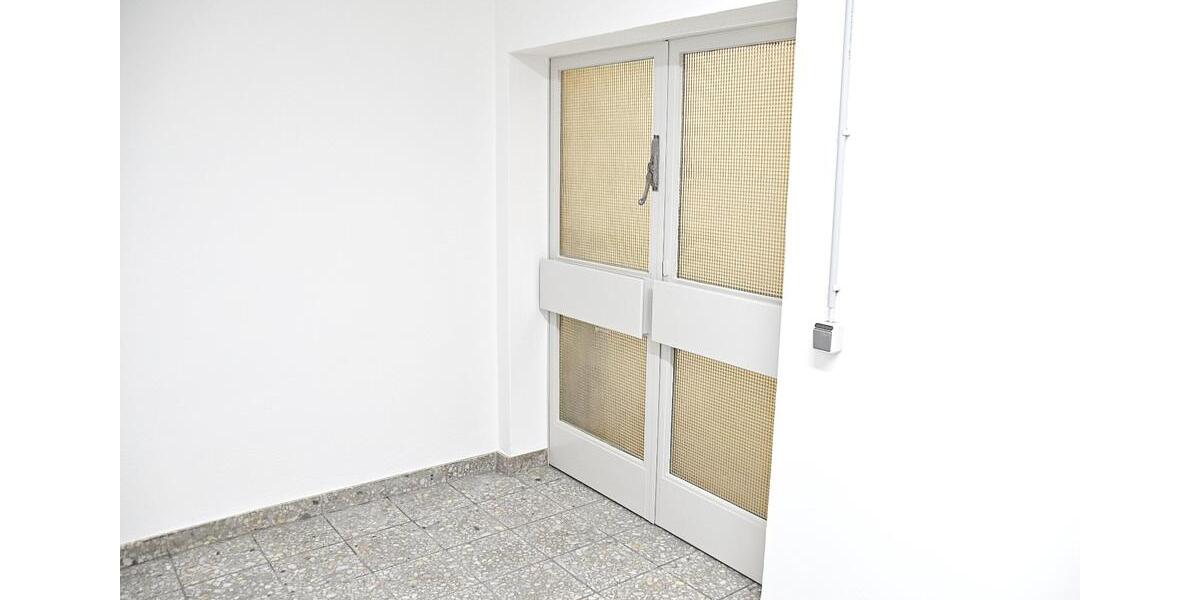 Lager- Büroraum ca. 14,5 m² in 40597 Düsseldorf-Benrath zimmer