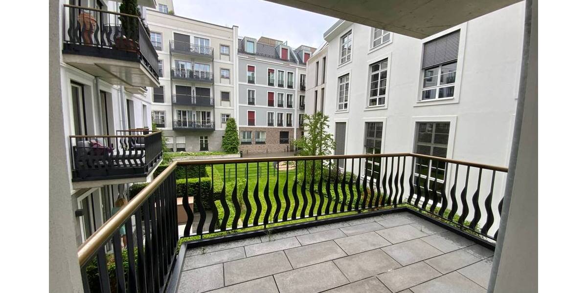 Etagenwohnung Düsseldorf Altstadt - 2 Zimmer, 68 m&sup2;, 1.470&euro; | Angebot:26376566