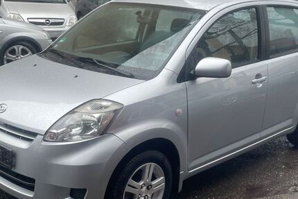 Daihatsu Sirion 60.020 km 4.750 &euro; Krefeld 47799