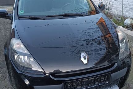 Renault Clio 176.598 km 2.600 &euro; Mönchengladbach 41169