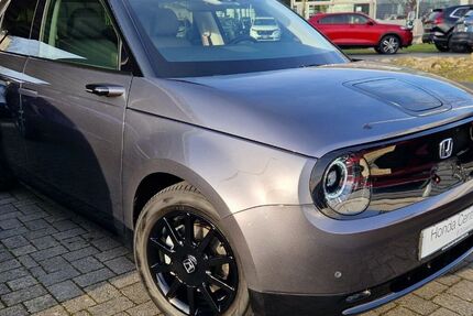 Honda e 9.600 km 14.980 &euro; Düsseldorf 40233