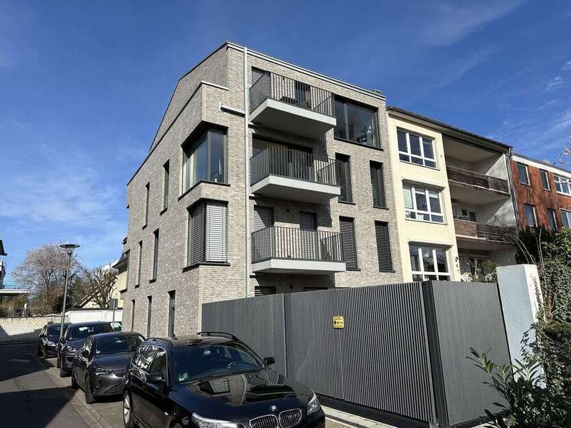 Haus zum Kaufen in Köln 2.395.000 € 315 m²