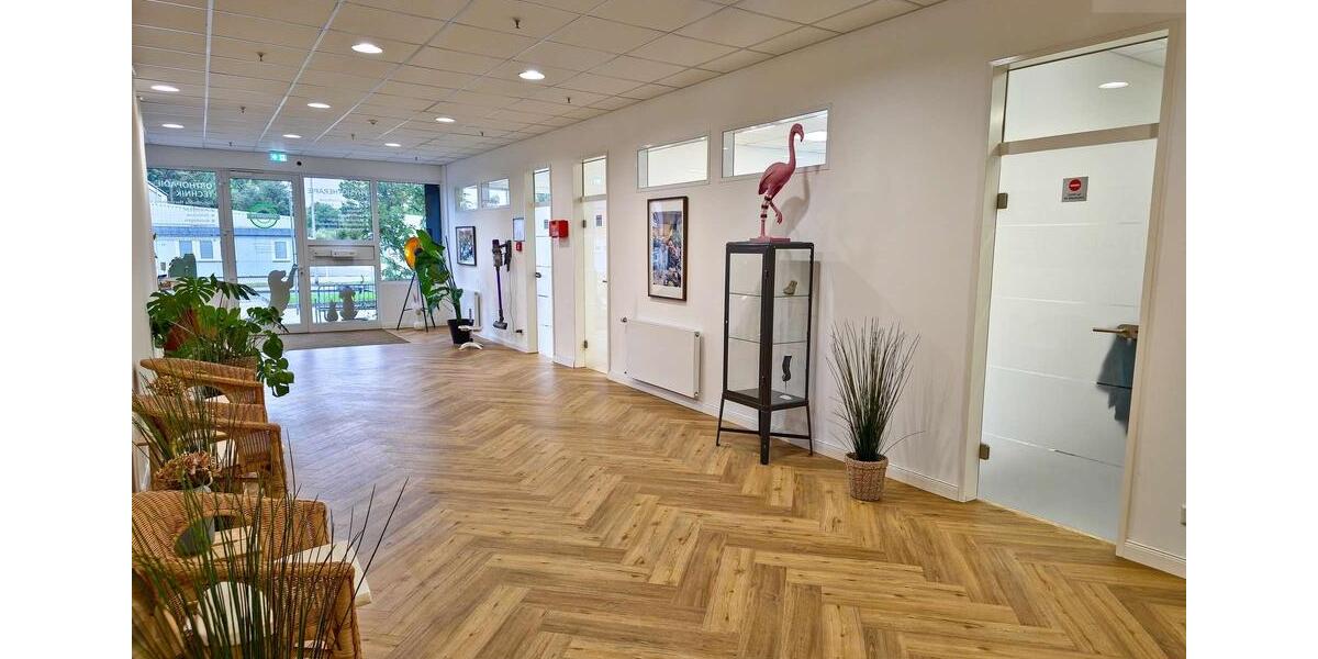 Attraktive Gewerbeeinheit mit moderner Technik und 6 Stellplätzen im Kempener Gewerbegebiet zimmer