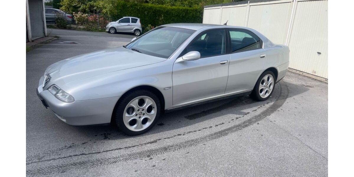 Alfa Romeo 166 54.800 km 10.890 &euro; Remscheid 42855
