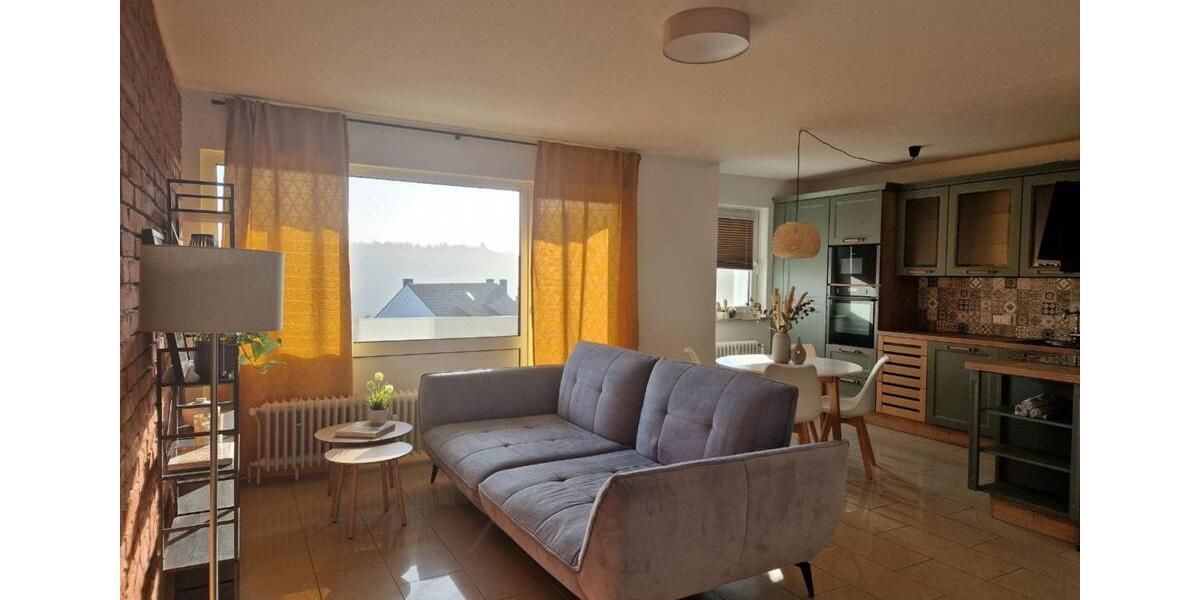 Renovierte 3-Zimmer-Wohnung mit Balkon & Garage–sofort bezugsfrei 3 zimmer