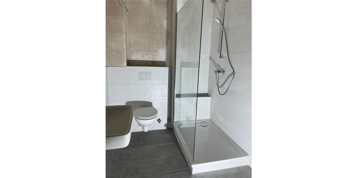 Etagenwohnung Oberhausen Alstaden - 4.5 Zimmer, 90 m&sup2;, 1.300&euro; | Angebot:25647885