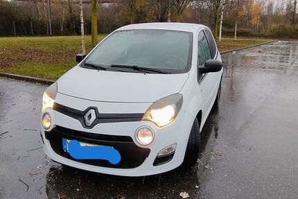 Renault Twingo 110.700 km 3.350 &euro; Duisburg 47269