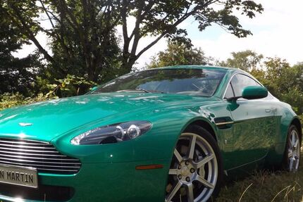 Aston Martin V8 Vantage 59.500 km 52.850 &euro; Mettmann 40822
