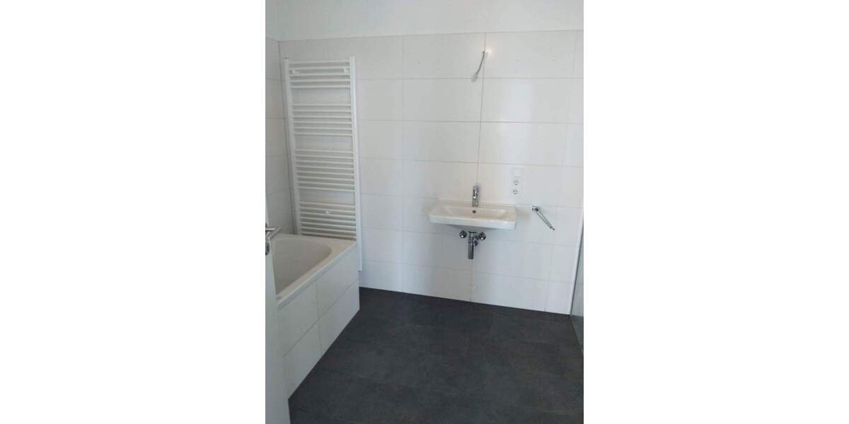 3 Nettokaltmieten frei bei Anmietung, Penthousewohnung mit 180 m² Dachterrasse in Moers zu vermieten 3 zimmer