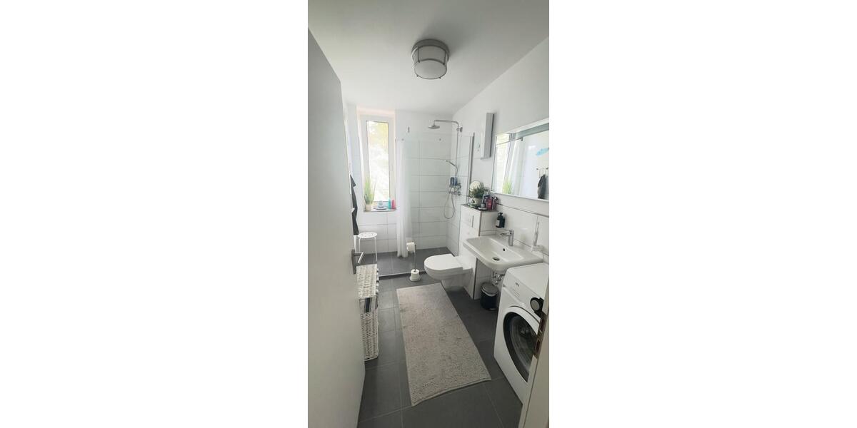Etagenwohnung Solingen - 2 Zimmer, 67 m&sup2;, 215.000&euro; | Angebot:27447018