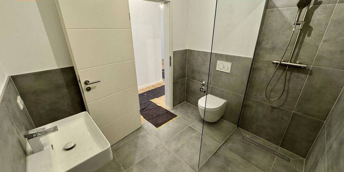 Etagenwohnung Düsseldorf / Urdenbach Urdenbach - 2 Zimmer, 100 m&sup2;, 499.000&euro; | Angebot:26775365