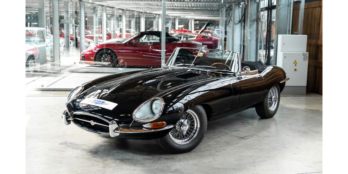 Jaguar E-Type 38.226 km 174.890 &euro; Düsseldorf 40591