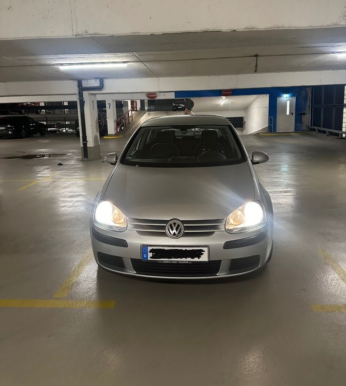 VW Golf 262.300 km 3.200 € Neuss 41462