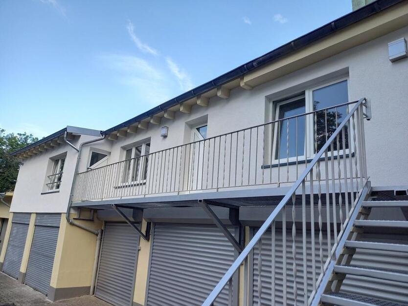 Büro mit Lager und Garage in Essen Holsterhausen