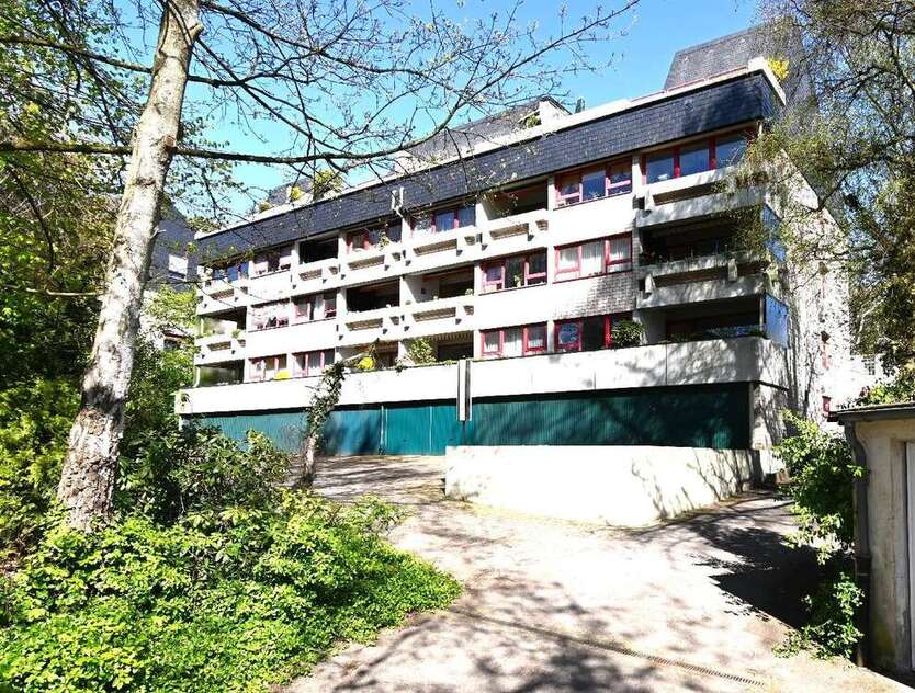 Wohnung zum Kaufen in Solingen 199.000 € 97 m²