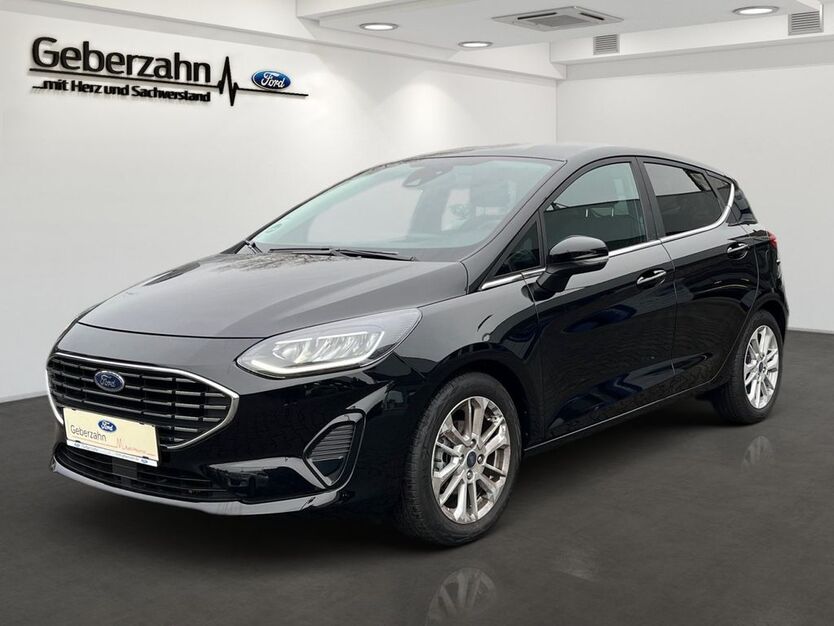 Ford Fiesta 11.387 km 18.385 € Köln 51107