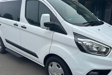 Ford Tourneo Custom 60.000 km 20.880 &euro; Duisburg 47138