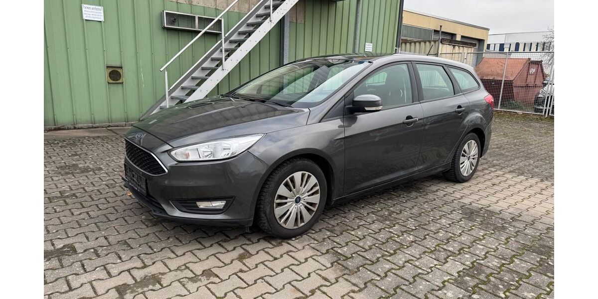 Ford Focus 325.500 km 4.760 &euro; Willich Schiefbahn 47877