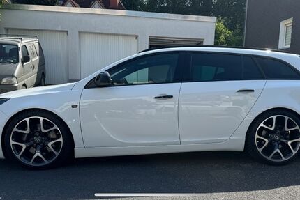 Opel Insignia 76.500 km 18.790 &euro; Mettmann 40822