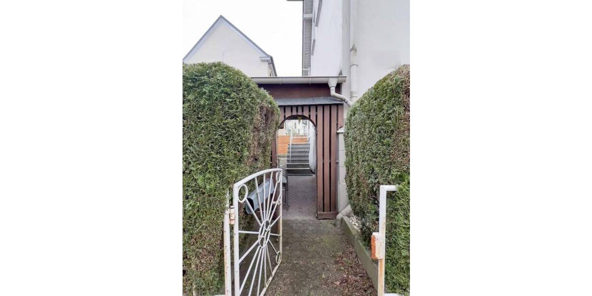 Einfamilienhaus, ideal zum Wohnen, arbeiten oder für die Familie 3 zimmer