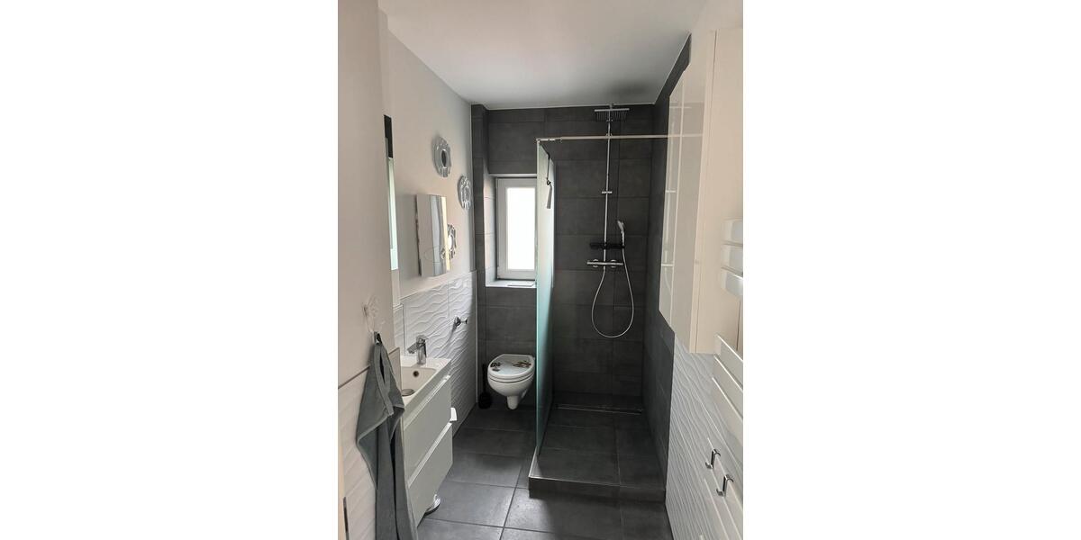 3 Zimmer Wohnung mit großer Terrasse 3 zimmer