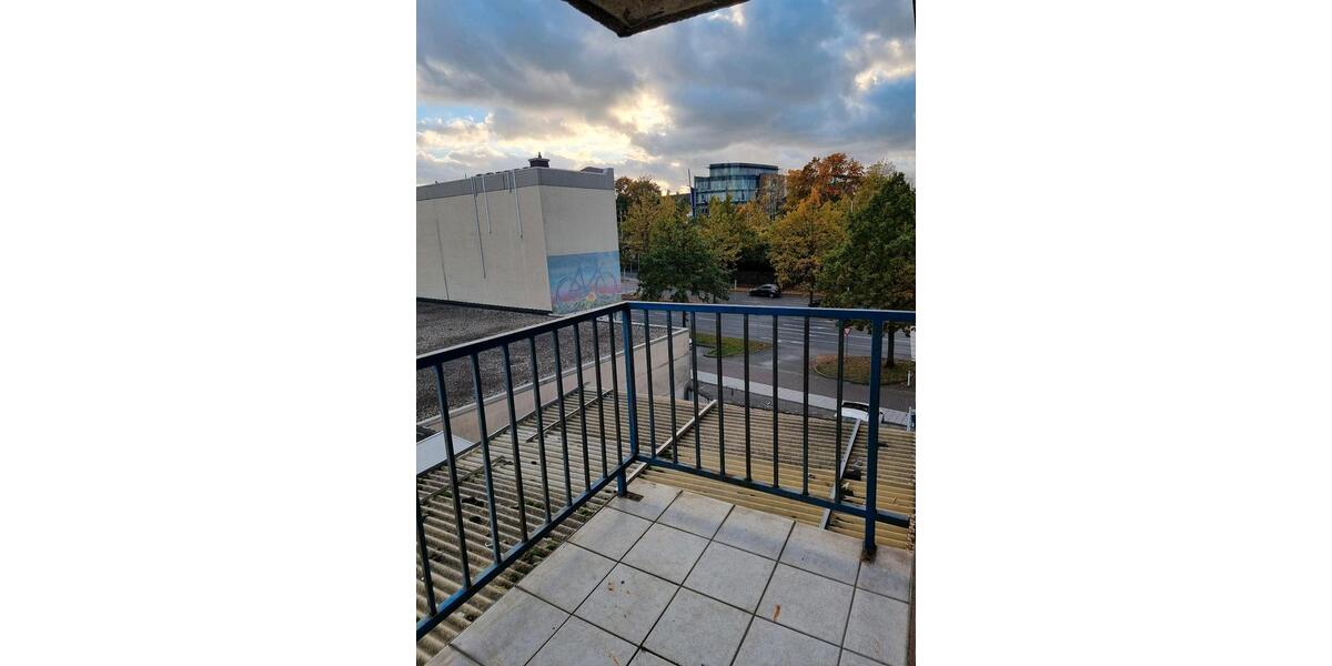 Etagenwohnung Mönchengladbach Süd - 3 Zimmer, 83 m&sup2;, 1.300&euro; | Angebot:26127004